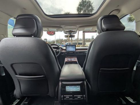 Used 2020 Lincoln Aviator Reserve w/ Equipment Group 201A image 23