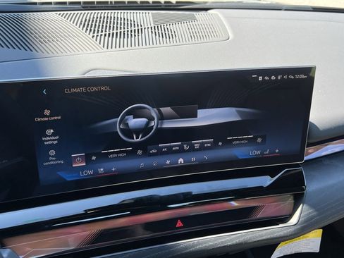 New 2026 BMW i5 eDrive40 w/ M Sport Package image 18