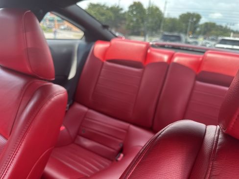 Used 2005 Ford Mustang GT Premium RWD image 8