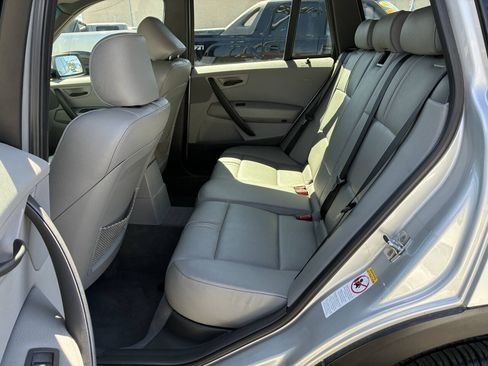 Used 2004 BMW X3 3.0i AWD/4WD image 4