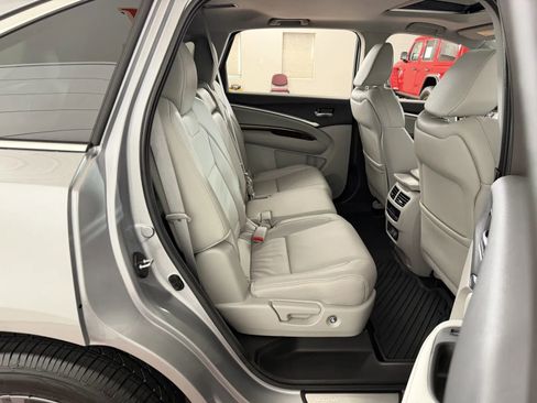 Used 2020 Acura MDX SH-AWD image 35