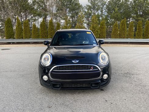 Used 2018 MINI Cooper S image 13