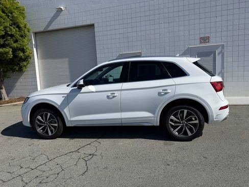 Used 2024 Audi Q5 2.0T Premium Plus image 3