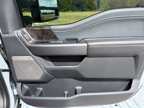 New 2026 Ford F250 Lariat w/ Black Appearance Package AWD/4WD image 23