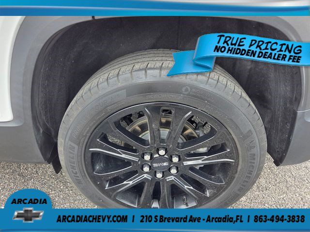 Used 2022 GMC Acadia SLE w/ Driver Convenience Package FWD image 20