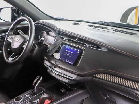 Used 2022 Cadillac XT4 Sport image 27