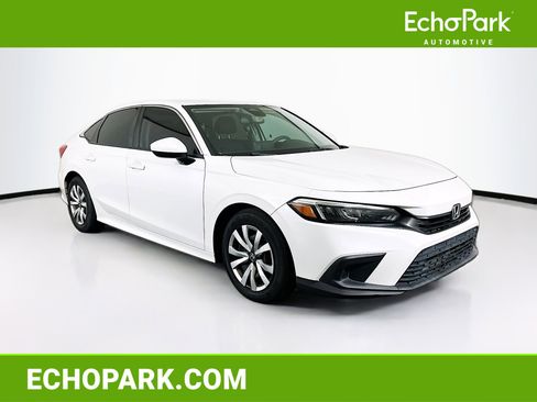 Used 2022 Honda Civic LX image 1