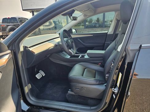 Used 2023 Tesla Model Y Performance AWD/4WD image 20