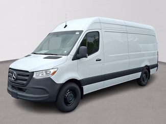 Used 2024 Mercedes-Benz Sprinter 2500 video 1