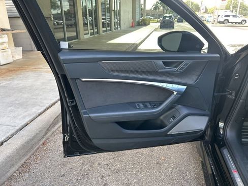 Used 2022 Audi RS 6 w/ Carbon Optic Package AWD/4WD image 48