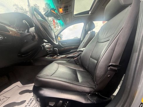 Used 2011 BMW 328i xDrive Sedan image 13