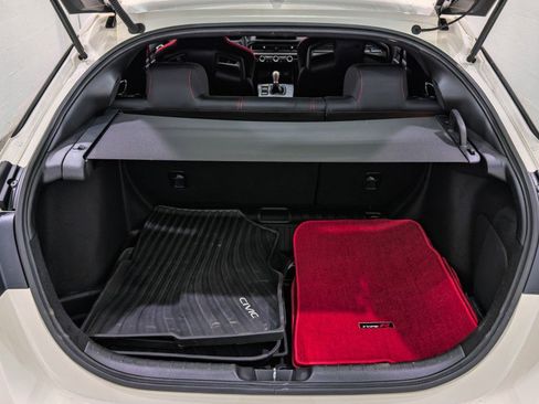 Used 2025 Honda Civic Type R image 8