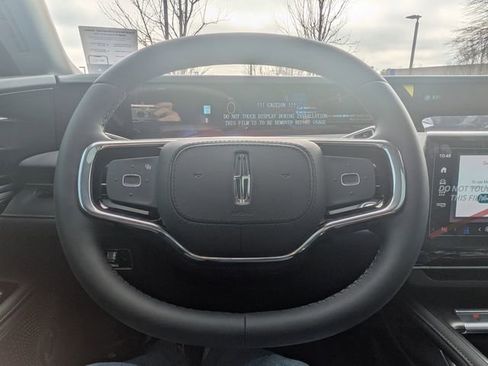 New 2026 Lincoln Nautilus Reserve image 27