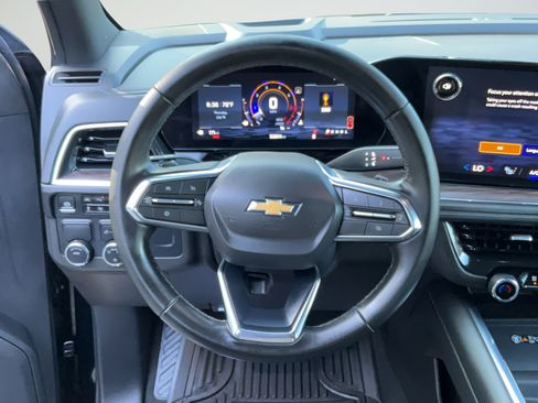 Used 2025 Chevrolet Tahoe LT RWD image 15