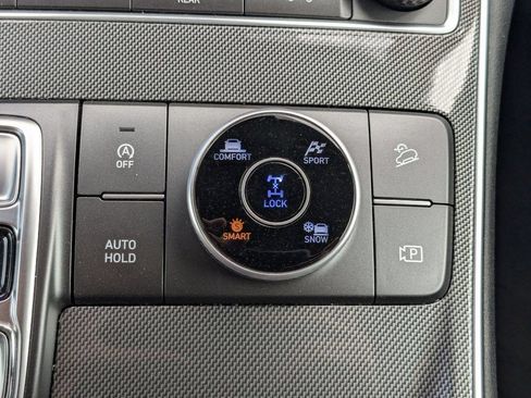 Used 2023 Hyundai Santa Fe SE AWD/4WD image 21