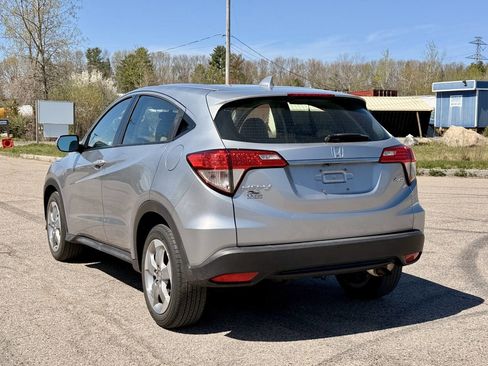 Used 2020 Honda HR-V LX image 3