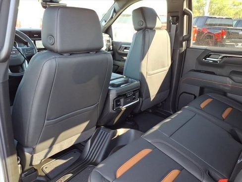 New 2026 GMC Sierra 1500 AT4 w/ AT4 Premium Package AWD/4WD image 15