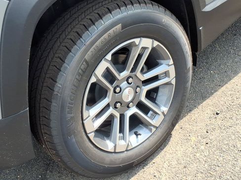 New 2026 GMC Terrain Elevation FWD image 6