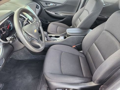 Used 2024 Chevrolet Malibu LT FWD image 9