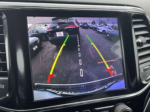 Used 2019 Jeep Grand Cherokee Limited image 36