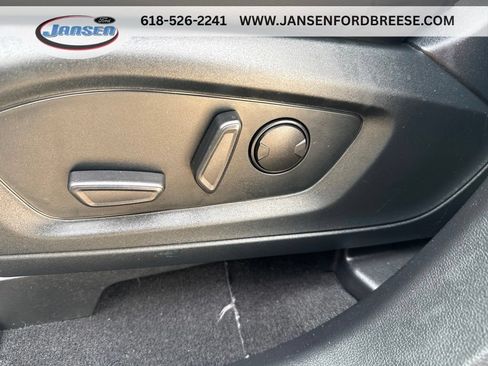 Used 2022 Ford Explorer XLT w/ Equipment Group 202A AWD/4WD image 11