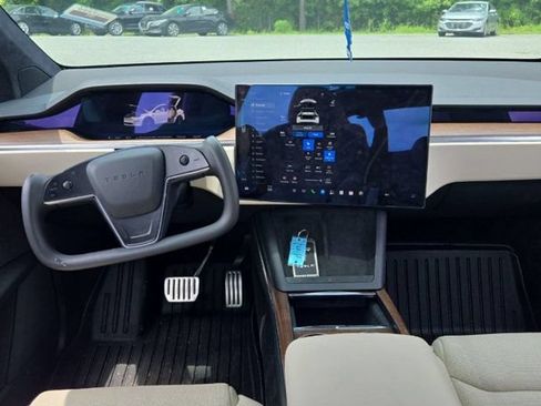 Used 2022 Tesla Model X AWD/4WD image 3