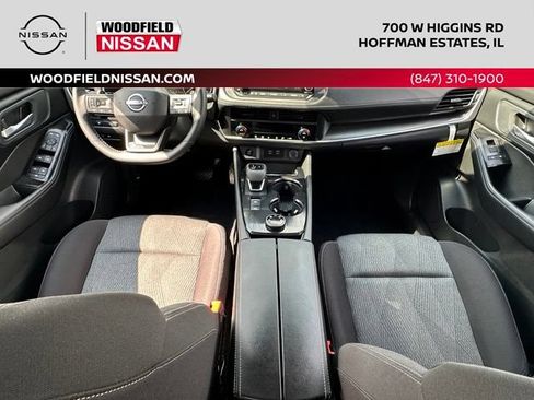 Certified 2026 Nissan Rogue SV AWD/4WD image 29