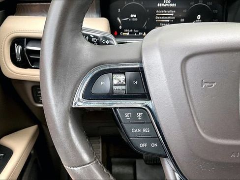 Used 2021 Lincoln Nautilus Reserve AWD/4WD image 20