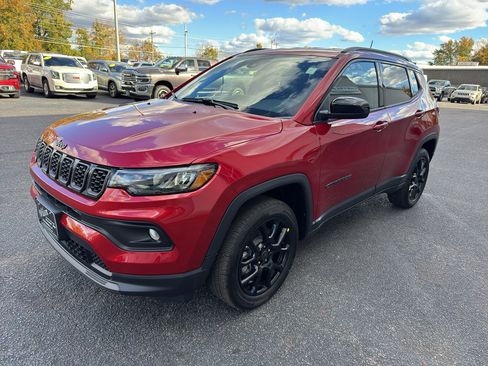 New 2026 Jeep Compass Latitude image 5