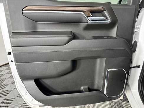 Used 2023 Chevrolet Silverado 1500 LT image 21