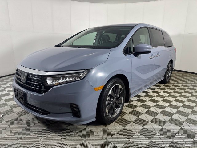 Used 2024 Honda Odyssey Elite image 3