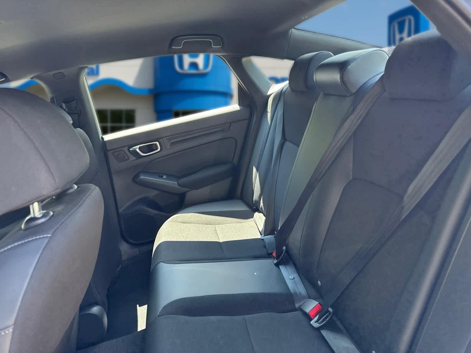 Used 2023 Honda Civic Sport image 28
