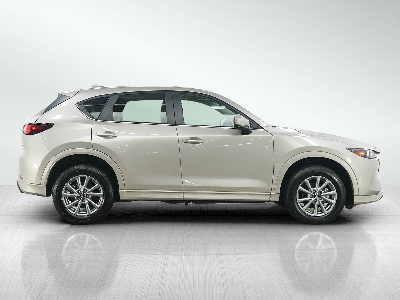 Used 2025 MAZDA CX-5 AWD 2.5 S w/ Select Package image 6