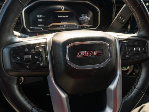 Used 2025 GMC Sierra 1500 SLT AWD/4WD image 30