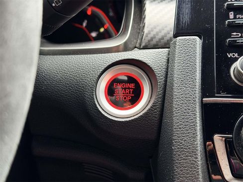 Used 2021 Honda Civic Type R image 9