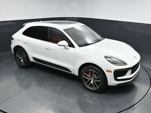 New 2026 Porsche Macan S AWD/4WD image 21