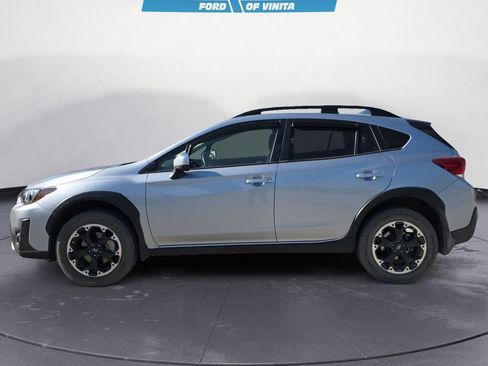 Used 2022 Subaru Crosstrek 2.0i Premium AWD/4WD image 2