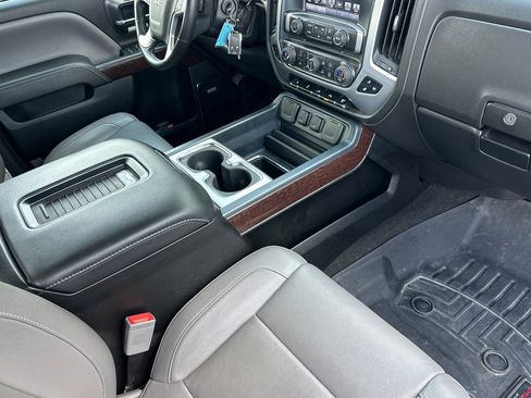 Used 2016 GMC Sierra 3500 SLT w/ Duramax Plus Package AWD/4WD image 17