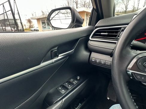 Used 2018 Toyota Camry XSE w/ Driver Assist Package image 14