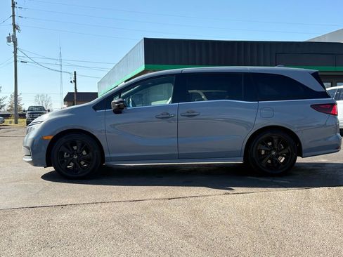 Used 2024 Honda Odyssey Sport image 7