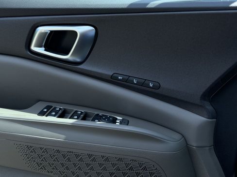 New 2026 Kia Carnival EX FWD image 20