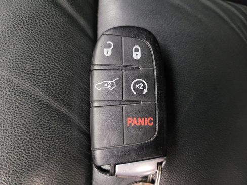 Used 2018 Jeep Grand Cherokee Limited RWD image 32