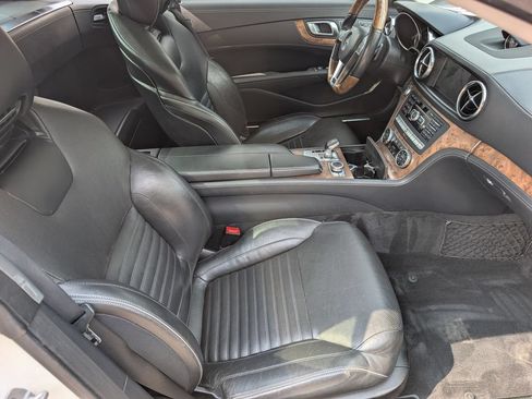 Used 2013 Mercedes-Benz SL 550 image 11