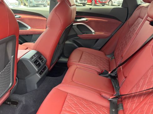 New 2026 Audi SQ5 Prestige AWD/4WD image 28