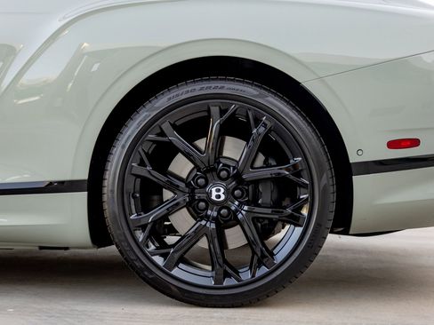 Used 2023 Bentley Continental GT Mulliner AWD/4WD image 35