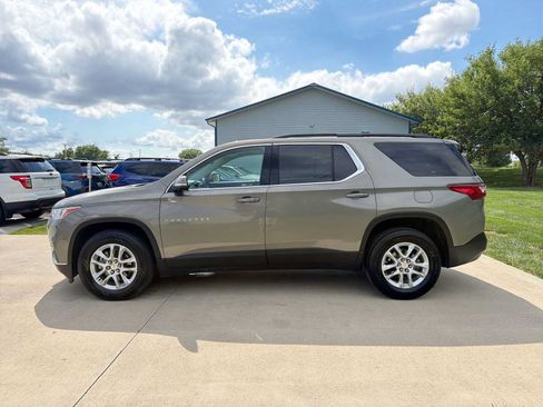 Used 2019 Chevrolet Traverse LT FWD image 3