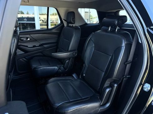 Used 2018 Chevrolet Traverse Premier w/ LPO, 'HIT The Road' Package FWD image 17