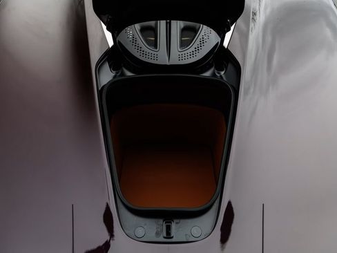 Used 2020 McLaren Speedtail RWD image 59