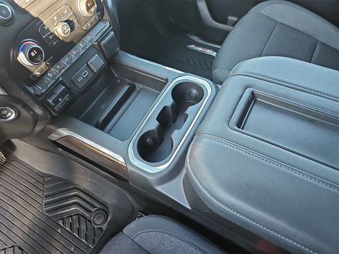 Used 2021 Chevrolet Silverado 1500 LT Trail Boss w/ Convenience Package II image 23