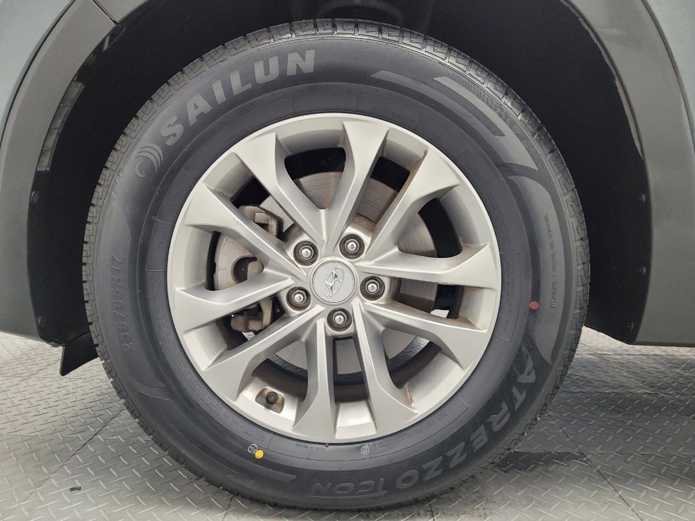 Used 2019 Hyundai Santa Fe SEL AWD/4WD image 31